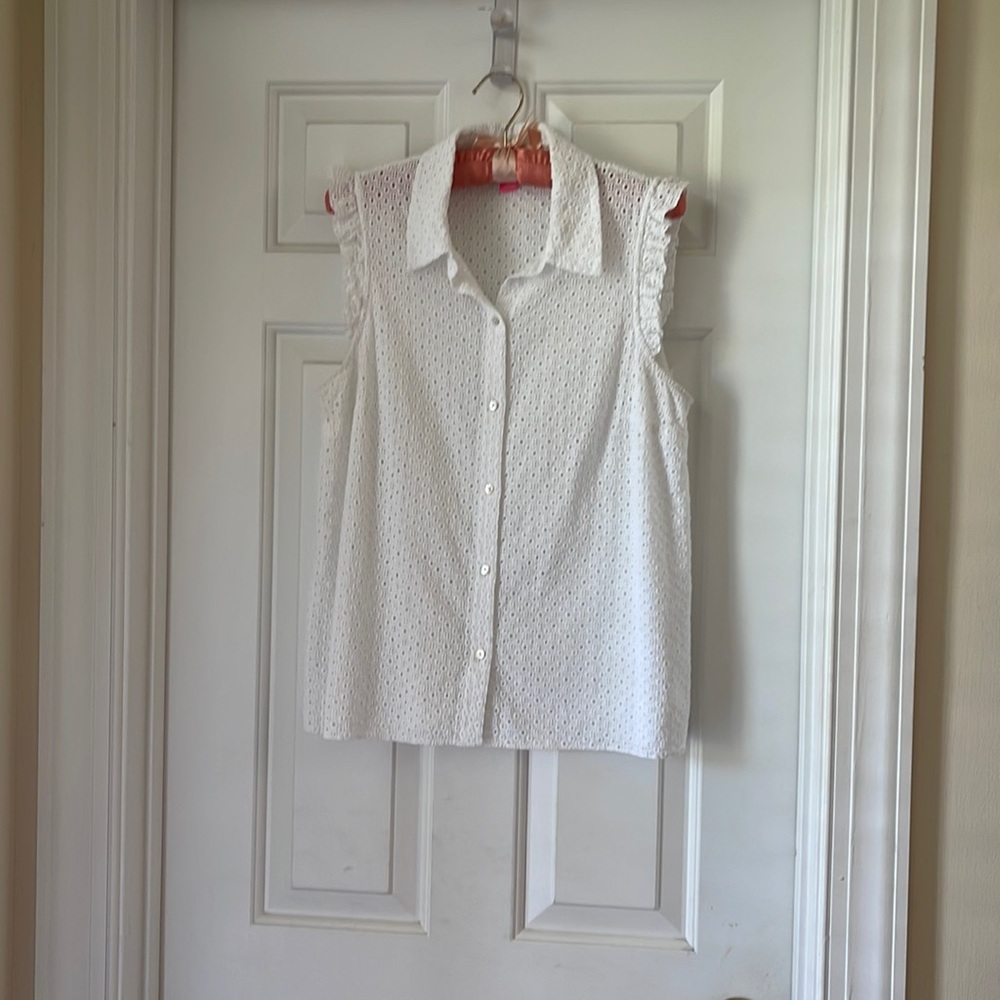 LILY PULITZER Sophisticated white eyelid blouse Size 10 100% cotton